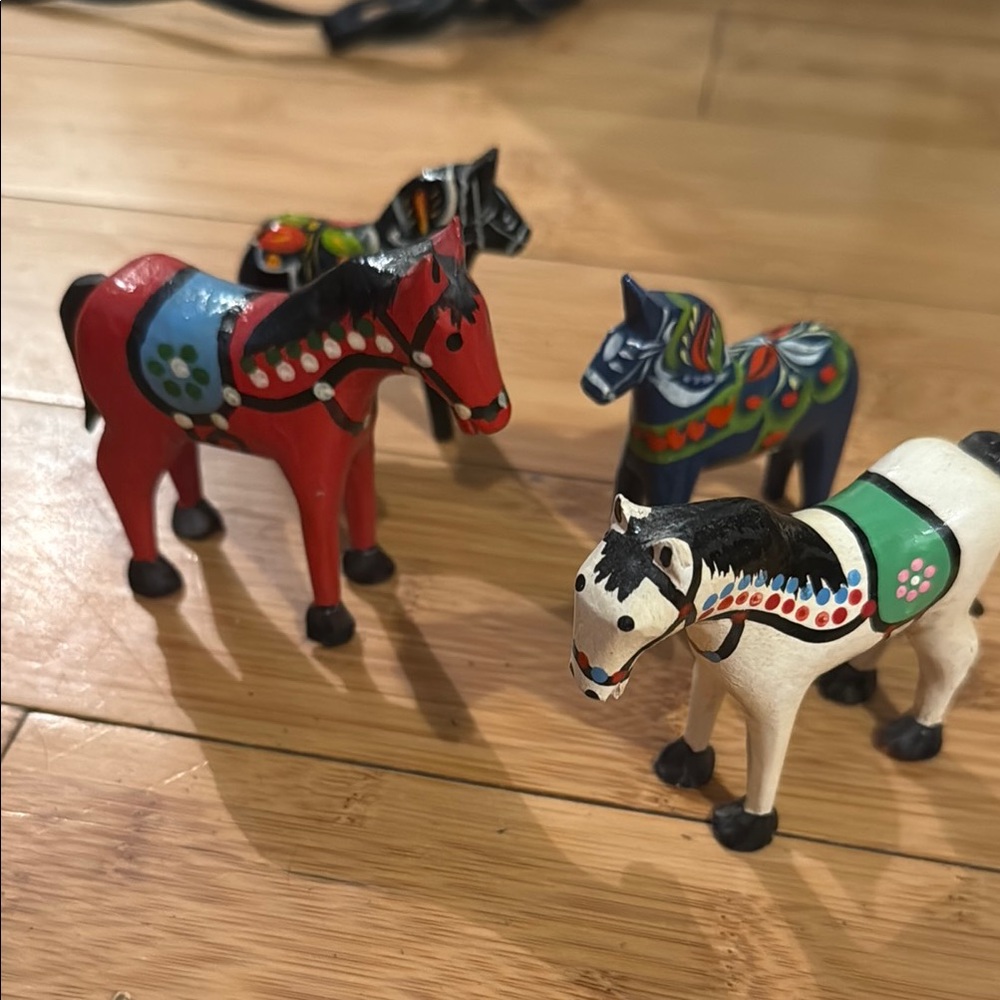 Vintage horse lot